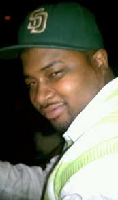 The United States Navy Memorial will host a Memorial Day wreath laying  ceremony in honor and memory of those who made the ultimate sacrifice in  service to our country.