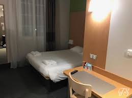 Disney's hotel santa fe + tickets, disney's hotel new york + tickets y relais spa chessy son los hoteles más populares en disneyland paris. B B Hotel The Ideal Budget Stay At Disneyland Paris Dlp Town Square Disneyland Paris News Guides And Discussion