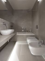 Make Design Le Resine Spaziodabitare It Arredamento Bagno Bagni Stretti E Lunghi Arredamento Piccolo Bagno