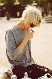The breezy effect will make this. 16 Great Short Shaggy Haircuts For Women Shaggy Short Hair Short Shaggy Haircuts Short Hair Styles