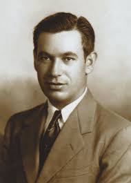 Esther Wise's Instagram, Twitter & Facebook