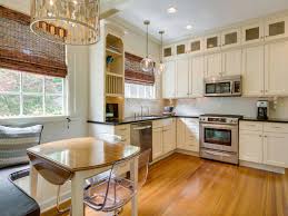 cabinet knobs and handles traditional