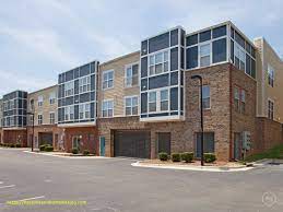 Find Apartments Near Me Looking For A Comfortable Occupancy Is Indeed Difficult View The Price That Is Inc Finding Apartments Residential House House Prices