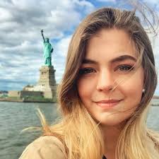 Sandra Lamarche (@Sandra_Lamarche)