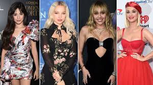 You can get a list of the names of celebrities that start with the letter l via many online resources. Celebrities Real Names All The Stars Who Go By Stage Names