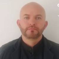 30+ perfiles de «Adrian Hoyos»