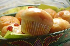Yuk, bikin roti bluder buat sarapan seperti resep dalam buku 241 resep makanan favorit antigagal (ed. Roti Bluder Mini Toko Cake Cupcake Jakarta