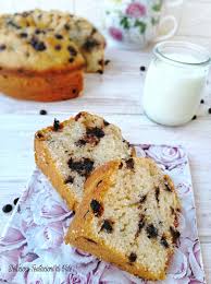 Mettetele in freezer durante la preparazione, infarinatele leggermente e. Ciambella Yogurt E Gocce Di Cioccolato Soffice E Veloce