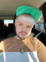 Trevor Dylan Shipley (@treabhairdiolun) • Instagram photos and videos