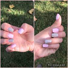 Glitter Accent On Winter Time Nails Colors Ballet Pink 601 Dnd Gel Polish And 646 Fairy Wings Acrylicnails Nail Colors Winter Nail Colors Trendy Nails