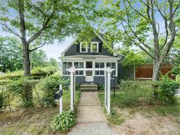 Wireless retail hooksett nh locations, hours, phone number, map and driving directions. Sold 38 Elmer Avenue Hooksett Nh 03106 3 Beds 1 Full Bath 261000
