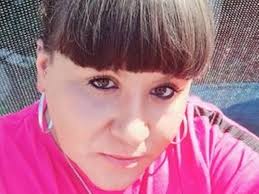 Woman thought she'd been paid £900 for iPhone she sold