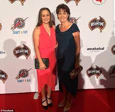 Последние твиты от ash barty (@ashbarty). Australian Tennis Star Ash Barty Defies Odds After Quitting In 2014 Daily Mail Online