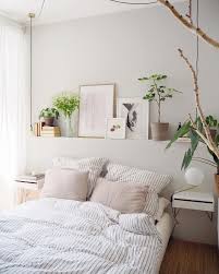 Gibt Es Etwas Schoneres Als Den Halben Tag Im Bettch Wohnung Schlafzimmer Dekoration Wohnung Schlafzimmer Zimmer Einrichten