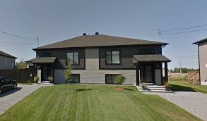 This article will explain what a raised ranch style home is. Charlie Gardner On Twitter The Flexible Zoning Future That Connecticut Is Seeking Can Already Be Found North Of The Border Where Quebec Has Adapted The Economical Raised Ranch Style Into New Sf