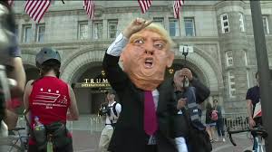 Resultado de imagen de tour de france 2017 Trump