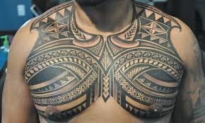 Name tattoos have become the trend of the day, with many global celebrities having the names of their loved ones inked on their bodies. Local Tattooers Aleki Manu Slug Magazine