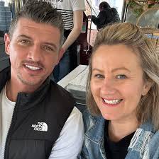 Hi guys, could anyone recommend a reliable builder in Llanelli for x2  property conversion at all? Thanks Mick