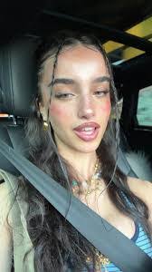 Ella Brackett's Instagram, Twitter & Facebook