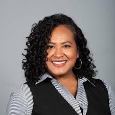 Cynthia Orellana's Instagram, Twitter & Facebook