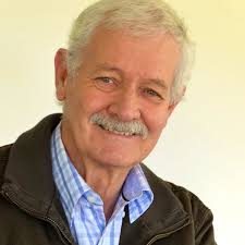 Neat little EK up for grabs at Grays! Digging the side flash and louvered  bonnet 😍  https://www.grays.com/lot/0001-20086209/classic-cars/holden-ek-special-manual-sedan