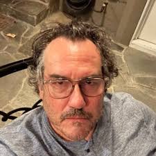 Miles Brewer (@milesnotmyles)