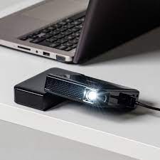 モバイルプロジェクター 200ansiルーメン hdmi 充電用usb aポート 3 5mmステレオミニジャック搭載 天井投影可能 台形補正機能 バッテリー スピーカー内蔵 400 prj026の販売商品 通販ならサンワダイレクト プロジェクター プロジェクター 天井 モバイル