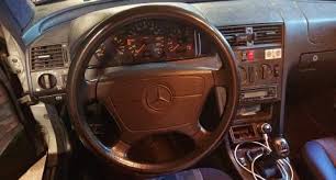 De par leurs compétences techniques, les professionnels ont l'habitude de gérer. Resolu Probleme De Retro Eclairage Du Tableau De Bord Classe C W202 Forum Mercedes Com