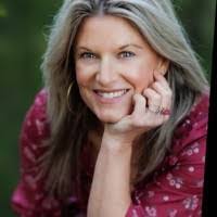 Devon Fischer's Instagram, Twitter & Facebook