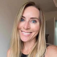 Ashley Daniels's Instagram, Twitter & Facebook