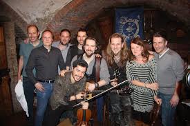 Jahrhunderts mit familie und freunden, kunden und kollegen bei uns in der welser kuche zu münchen. Dartagnan Und Sony Music Media Prasentierten Neues Album In Munchen