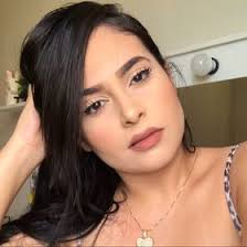 Lily Rocha (lisanea94)