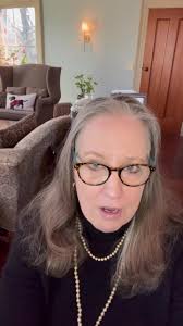 Here’s one of my Real Estate pearls of wisdom. Winter time is showtime!!  #callmeandletsgosee #hovelinghomes #pamwants2sell