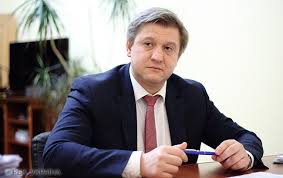 Александр александрович данилюк родился 22 июля 1975 года в поселке григориополь молдавской сср. Danilyuk Dva Goda Zelenskogo Silnye I Slabye Storony Rasskaz Sekretarya Snbo Aleksandra Danilyuka Chast Pervaya Rezonansy Mobilnaya Versiya Cenzor Net