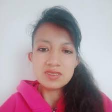 Daniela Elizabeth (33)