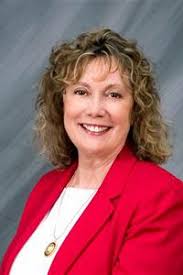 Michelle Helm's Instagram, Twitter & Facebook