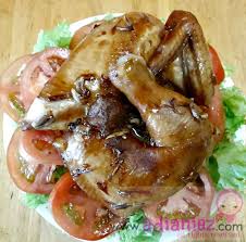 Kalau sebut tentang nasi ayam, kebanyakan rakyat malaysia memang dapat 'relate' dengannya. Resepi Ayam Panggang Sos Tiram