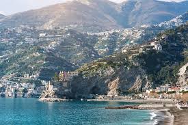 This part of italy is worth visiting all year round, but in summer it will show you the best. Five Free Beaches On The Amalfi Coast Italy Magazine