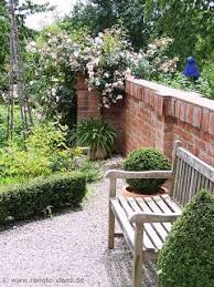 Blog Der Landschaftsarchitektin Renate Waas Mit Hilfreichen Tips Zu Gartenplanung Gartenzaun Geholze Staudenbeet O Garten Steinmauer Garten Gartengestaltung