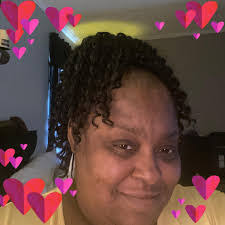 Ash Blackwell's Instagram, Twitter & Facebook