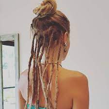 Dreadlocks Underneath Half Part Dreadlocks Regram Via Btsmdg9bynd Rasta Hair Hair Styles Dreadlock Hairstyles