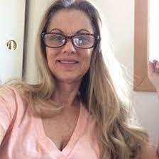 Michelle Genereux's Instagram, Twitter & Facebook