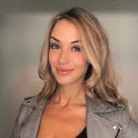 Leanna Dillard's Instagram, Twitter & Facebook