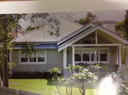 Dulux Powered Rock Whisper White Windspray Colorbond Roof House Exterior Color Schemes Exterior House Colors Facade House