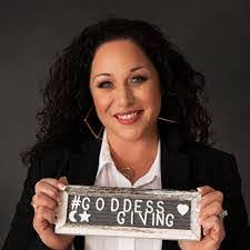 Cari Glover's Instagram, Twitter & Facebook