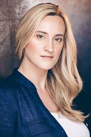 Danielle Clare's Instagram, Twitter & Facebook