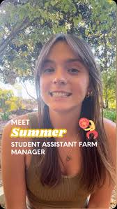 Hello everyone! My name is Yaquelin Alvarado, but I go by Jackie. I'm a  rising sophomore majoring in Sustainability Science with a minor in Visual  Strategy. I'm from eastern North Carolina, and