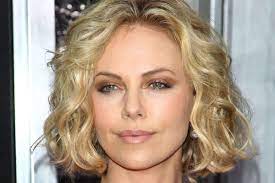 How would i look with curly hair. How To Make Fine Curly Hair Look More Polished The Skincare Edit