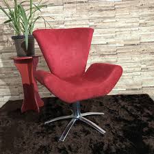 Projetada pelo arquiteto arne jacobsen em. Conforama Poltrona Giratoria Poltrona Armonia Conforama E A Poltrona Giratoria Em Especial Tem Kumpulan Alamat Grapari Telkomsel Dan Alamat Bank
