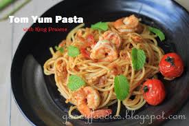 Recipe Tom Yum Pasta With King Prawns Worldfoods Giveaway Pasta With King Prawns Food Recipes King Prawn Recipes